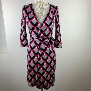 Diane Von Furstenberg Size 2 New Julian Wrap Dress